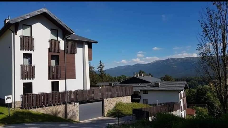Perla Apartment *